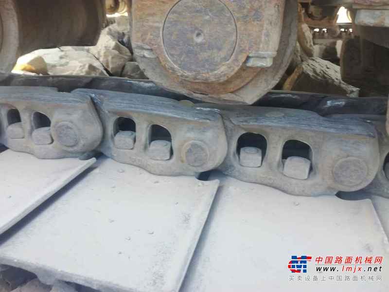 河南出售转让二手6000小时2014年现代R225LC挖掘机