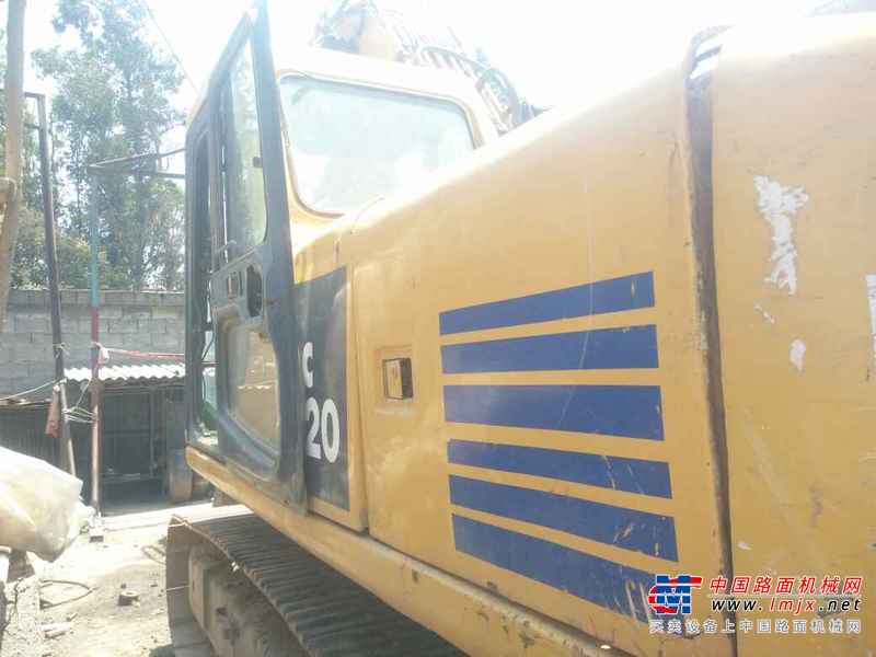 云南出售转让二手15123小时2005年小松PC220挖掘机