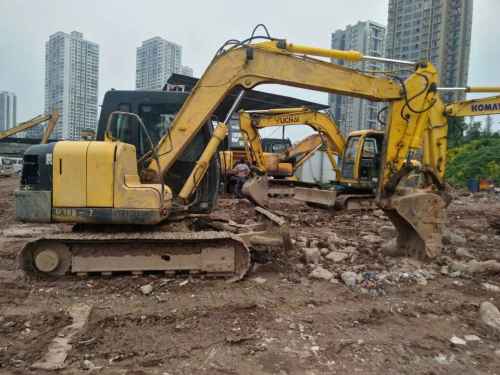 重庆出售转让二手5000小时2013年现代R80挖掘机