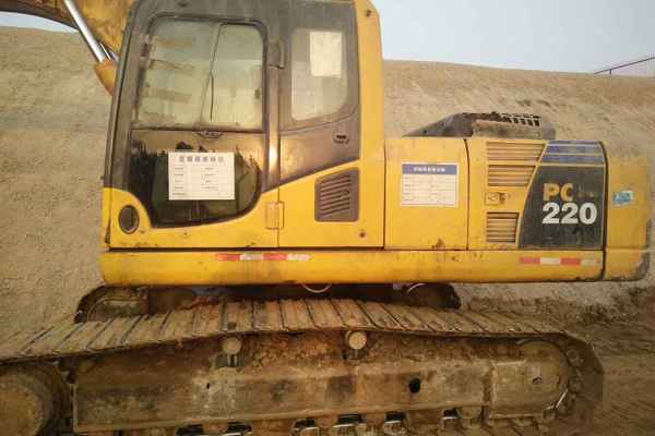 河南出售转让二手8000小时2009年小松PC220挖掘机