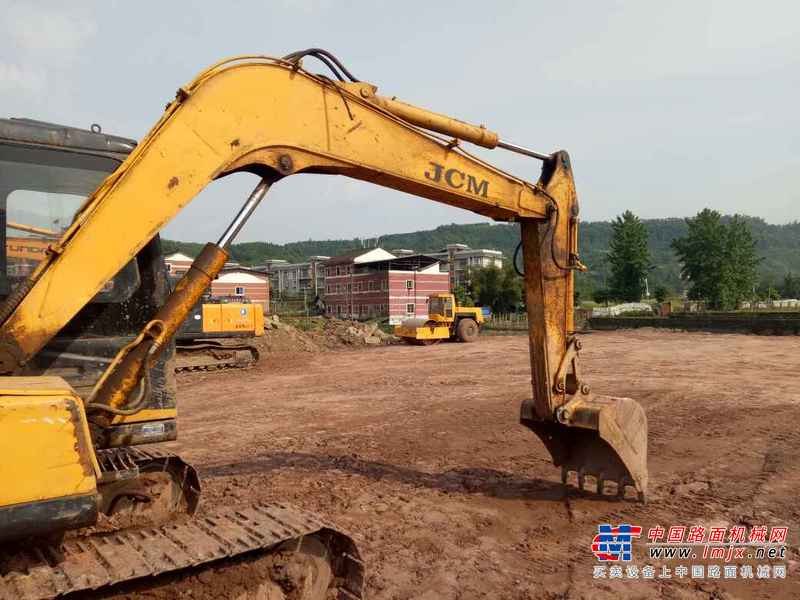 四川出售转让二手6000小时2011年山重建机908C挖掘机