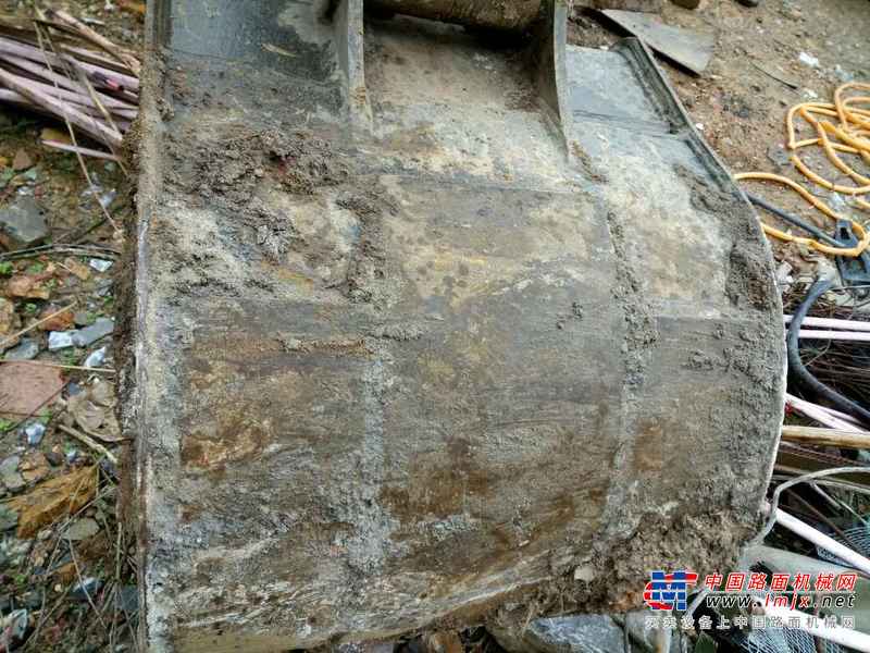 贵州出售转让二手2243小时2011年奇瑞迪凯DE85挖掘机