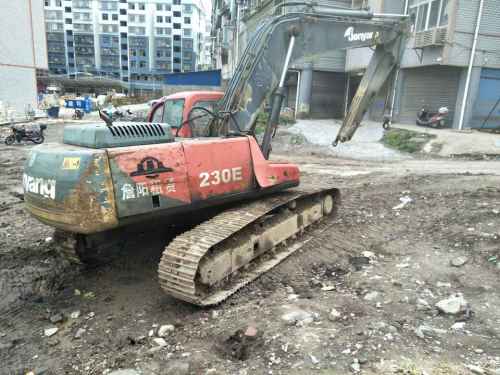 重庆出售转让二手10000小时2010年詹阳动力JY230E挖掘机