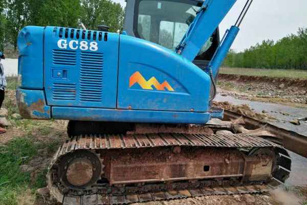 河南出售转让二手5300小时2013年山重建机GC88挖掘机