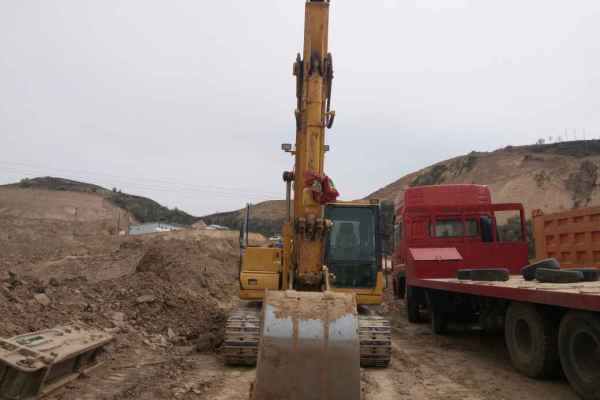 陕西出售转让二手4000小时2012年中联重科ZE150E挖掘机