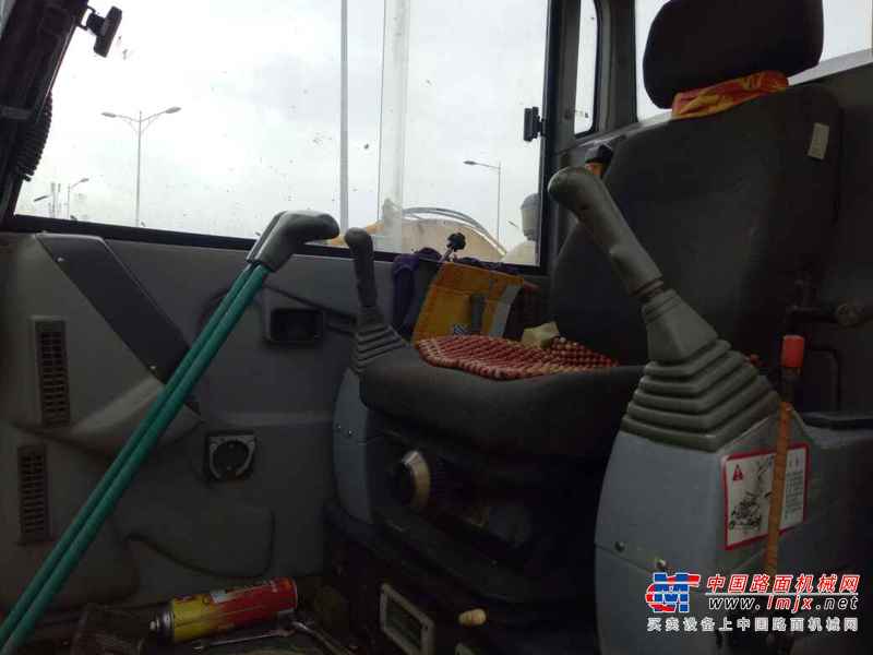 广西出售转让二手6452小时2011年卡特重工CT60挖掘机