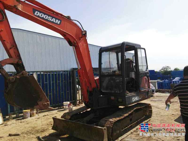 湖南出售转让二手9683小时2009年斗山DH55挖掘机