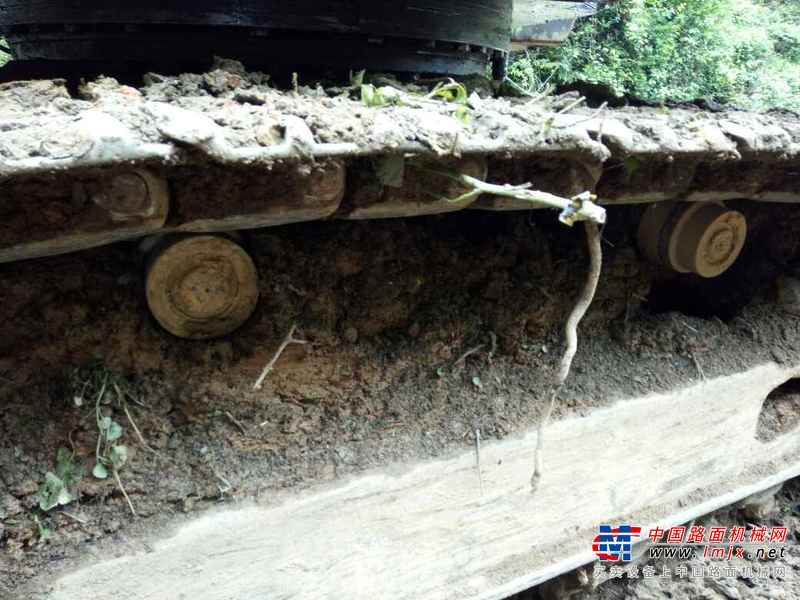 江西出售转让二手10700小时2010年日立ZX250H挖掘机