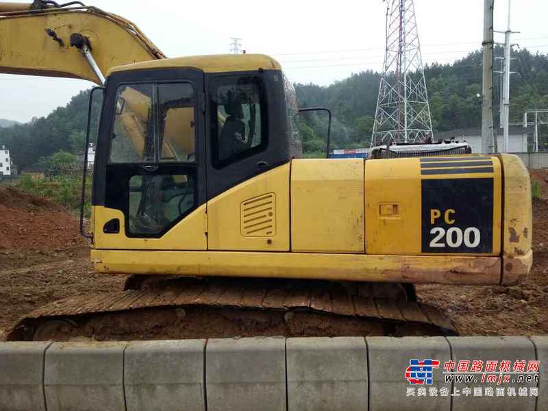 江西出售转让二手19000小时2004年小松PC200挖掘机