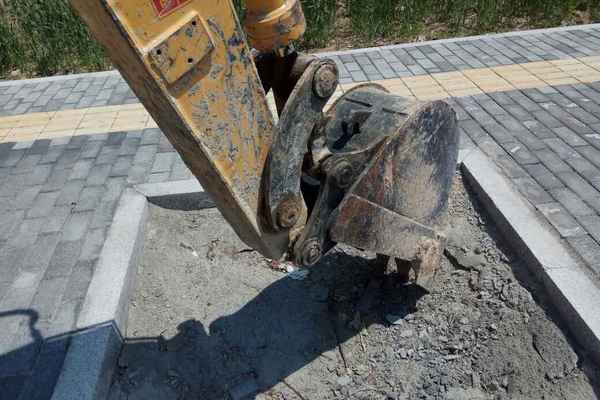 江苏出售转让二手2000小时2015年福建劲工JG75挖掘机