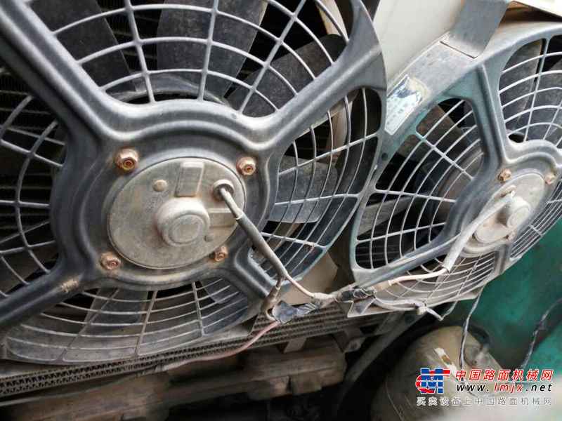 四川出售转让二手12000小时2003年神钢SK250LC挖掘机