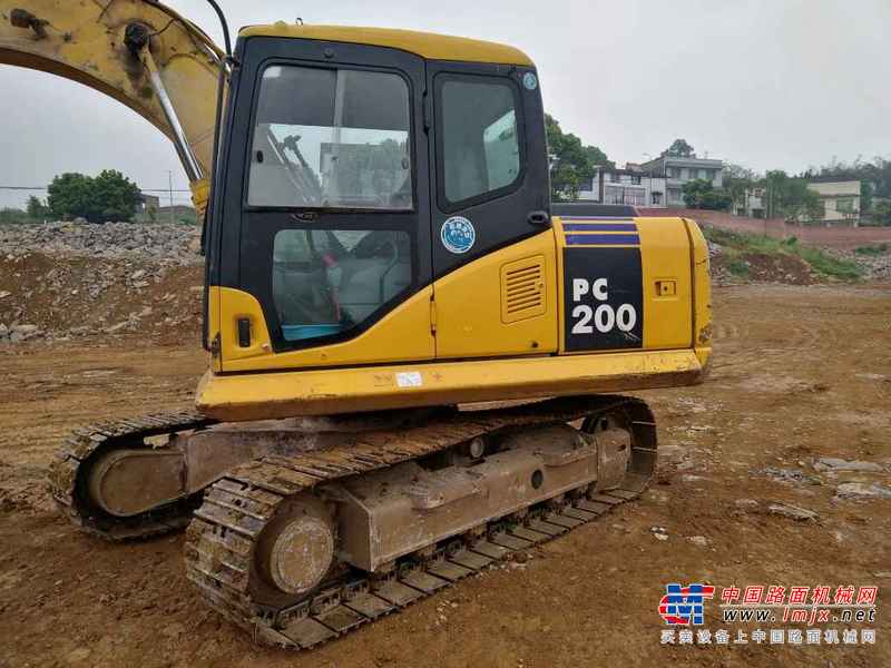 重庆出售转让二手5600小时2013年小松PC110挖掘机