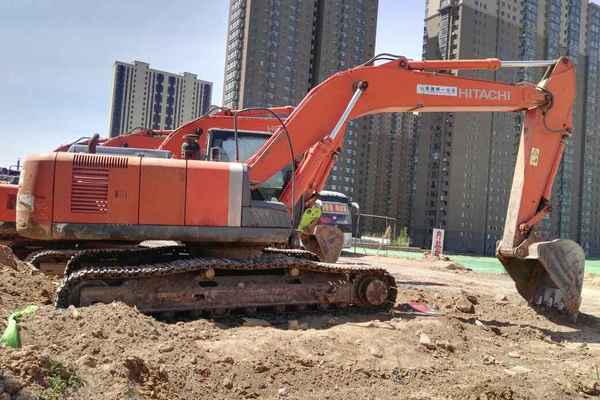 山西出售转让二手15000小时2008年日立ZX250LC挖掘机