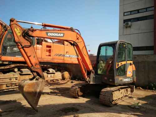 安徽出售转让二手7310小时2012年斗山DH60挖掘机