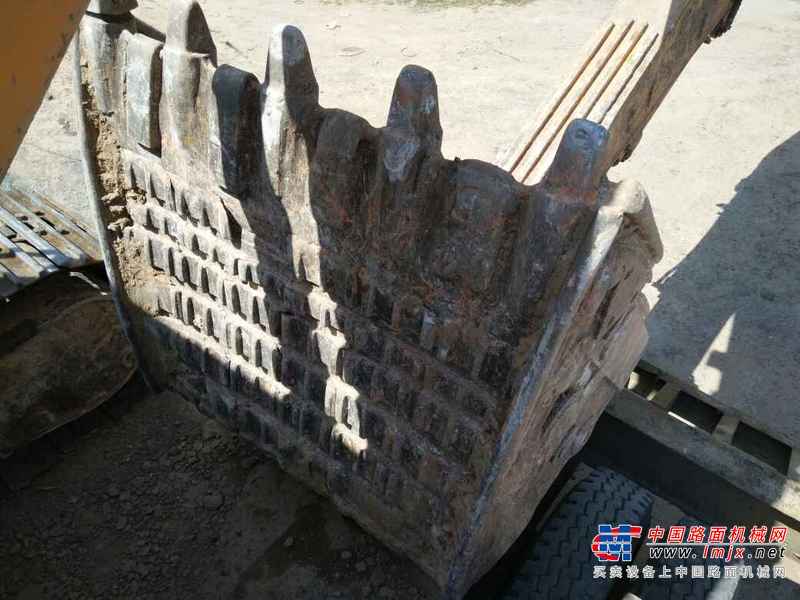 河南出售转让二手5000小时2012年现代R225LC挖掘机
