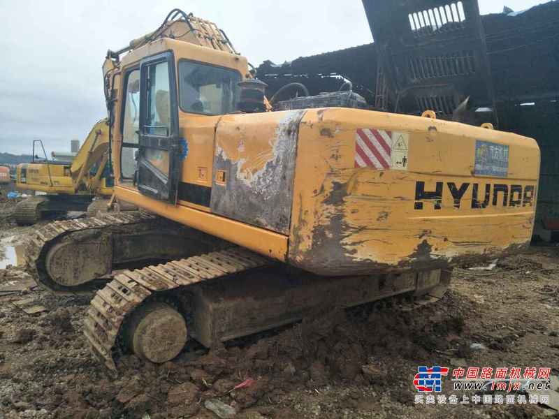 云南出售转让二手12000小时2007年现代R305LC挖掘机