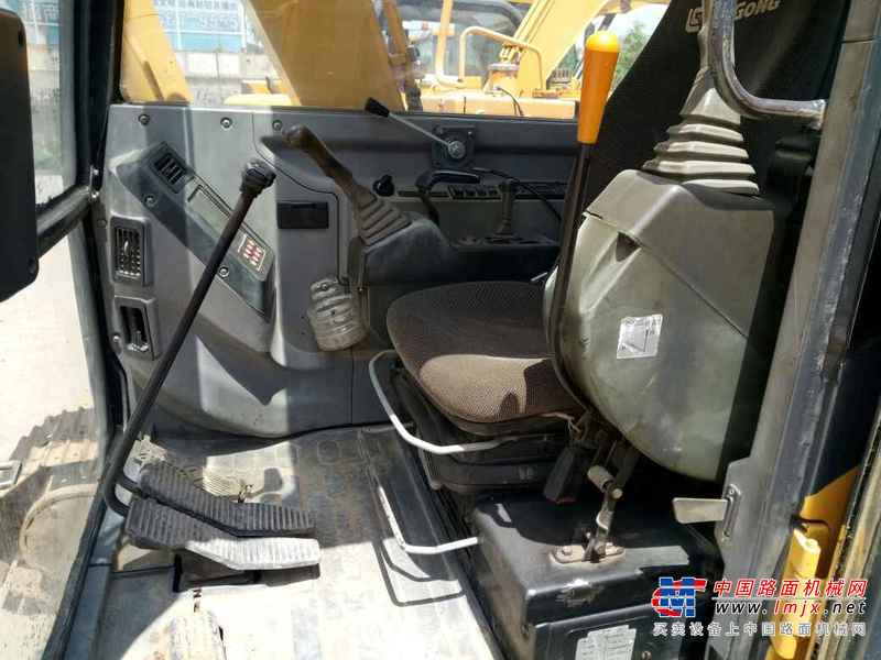 贵州出售转让二手7548小时2010年柳工CLG908D挖掘机