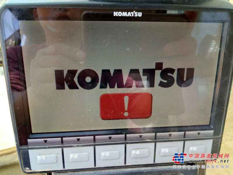 贵州出售转让二手6780小时2010年小松PC210LC挖掘机