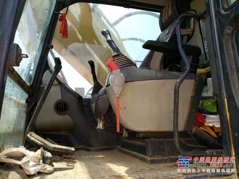 贵州出售转让二手6780小时2010年小松PC210LC挖掘机