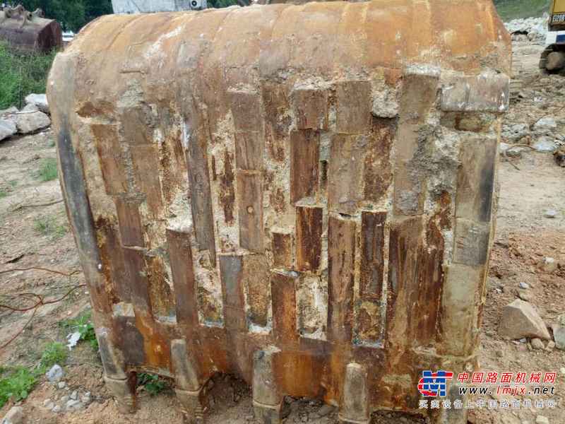 广东出售转让二手20000小时2003年小松PC300挖掘机