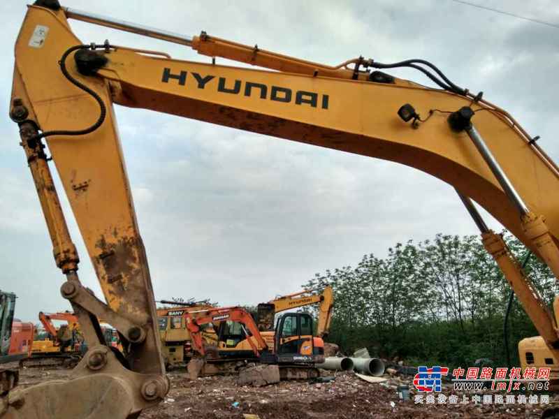 浙江出售转让二手8600小时2007年现代R225LC挖掘机