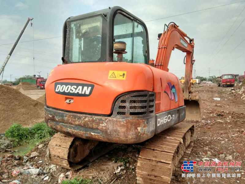 浙江出售转让二手6000小时2012年斗山DH60挖掘机