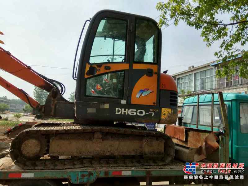 江苏出售转让二手9000小时2010年斗山DH60挖掘机