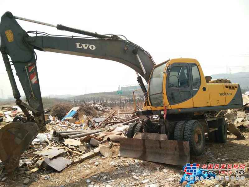 辽宁出售转让二手25000小时2005年沃尔沃轮挖EW170挖掘机