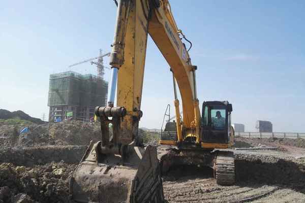四川出售转让二手7200小时2013年住友SH360HD挖掘机