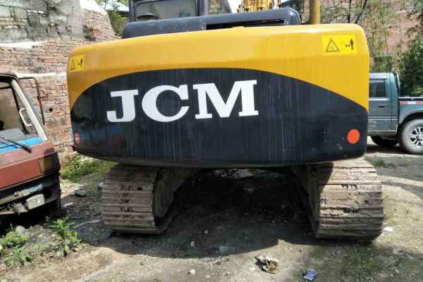 重庆出售转让二手6000小时2012年山重建机JCM913D挖掘机