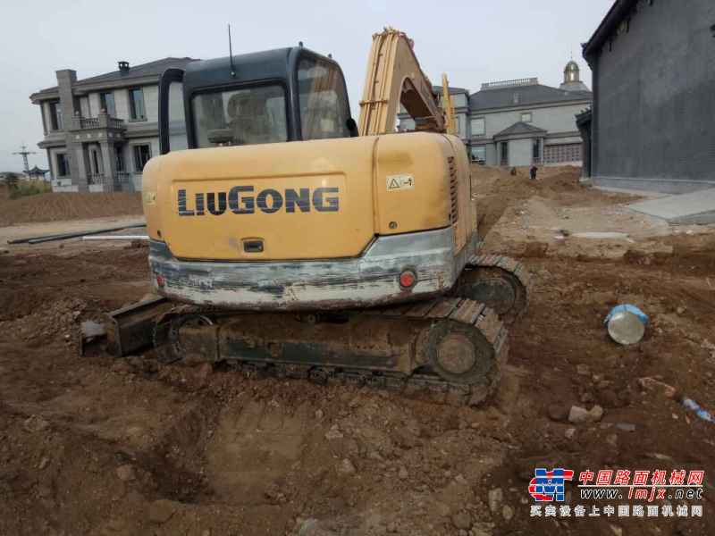 内蒙古出售转让二手3600小时2014年柳工908D挖掘机