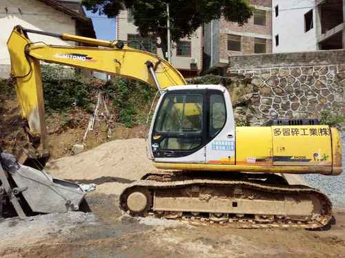 江西出售转让二手23000小时2004年住友SH200Z3挖掘机