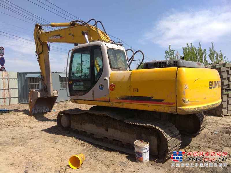 江苏出售转让二手25000小时2003年住友SH200挖掘机
