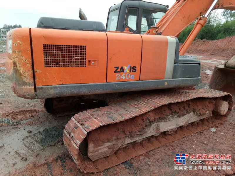 江西出售转让二手9000小时2009年日立ZX200挖掘机