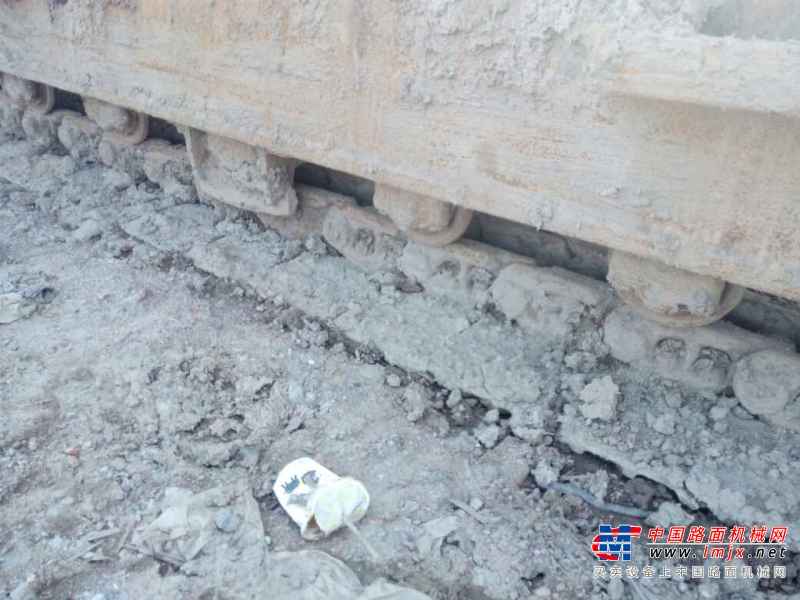浙江出售转让二手8000小时2005年日立EX200挖掘机