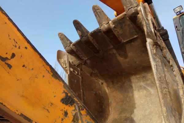 内蒙古出售转让二手4800小时2012年三一重工SY155C挖掘机