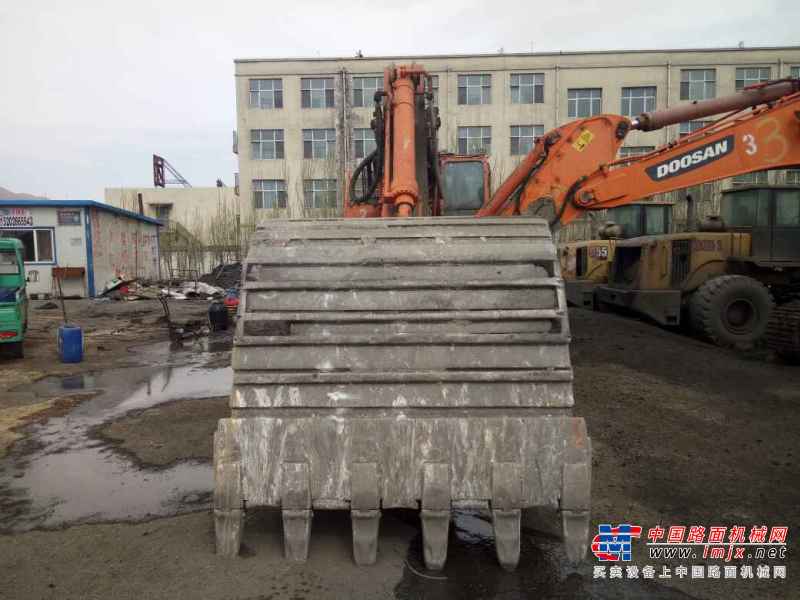内蒙古出售转让二手8000小时2011年斗山DH500LC挖掘机