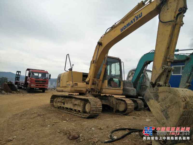 云南出售转让二手12000小时2009年小松PC130挖掘机