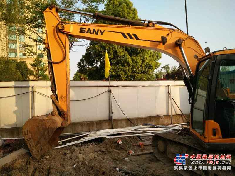 安徽出售转让二手6049小时2011年三一重工SY135挖掘机