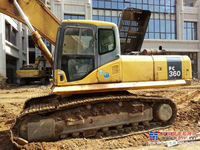 江西出售转让二手11000小时2010年小松PC360挖掘机