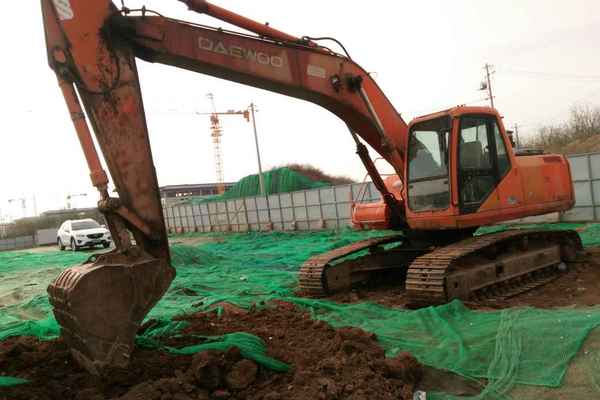 陕西出售转让二手15000小时2004年大宇DH220LC挖掘机