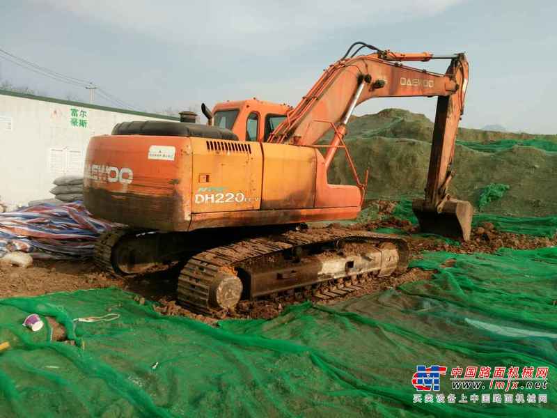 陕西出售转让二手15000小时2004年大宇DH220LC挖掘机