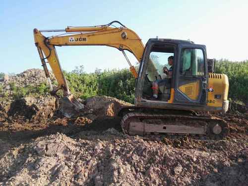 四川出售转让二手8888小时2011年山重建机JCM908C挖掘机