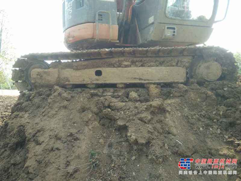 湖北出售转让二手6000小时2007年日立ZX75US挖掘机
