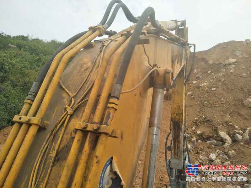 云南出售转让二手12000小时2006年现代R225挖掘机