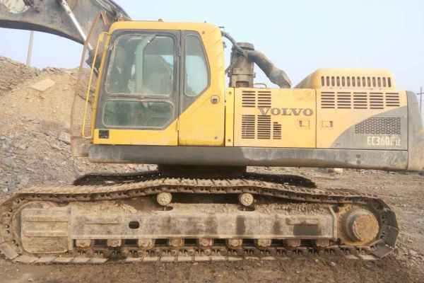 河南出售转让二手6500小时2009年沃尔沃EC360BLC挖掘机