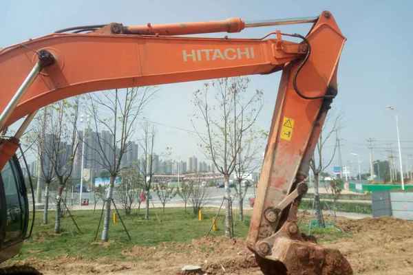 安徽出售转让二手9800小时2010年日立ZX200挖掘机