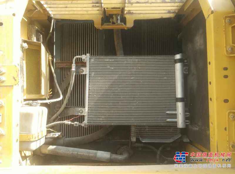 陕西出售转让二手5600小时2011年小松PC240LC挖掘机