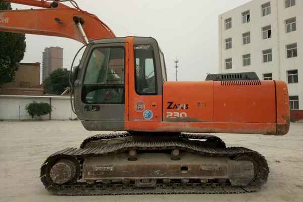 河北出售转让二手18000小时2006年日立ZX230挖掘机