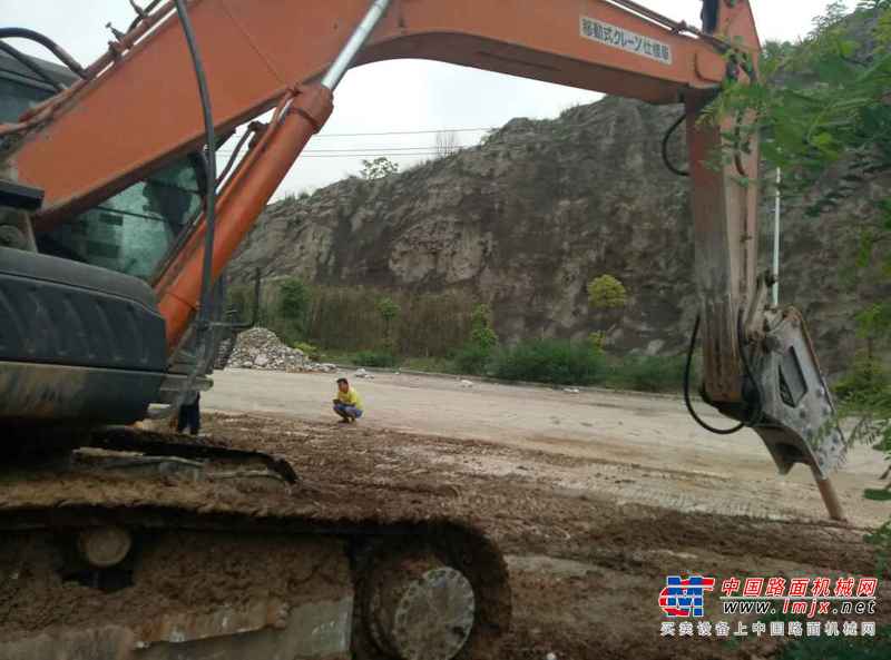 贵州出售转让二手8000小时2010年日立ZX350LCK挖掘机